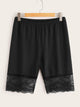 Plus Solid Eyelash Lace Hem Shorts